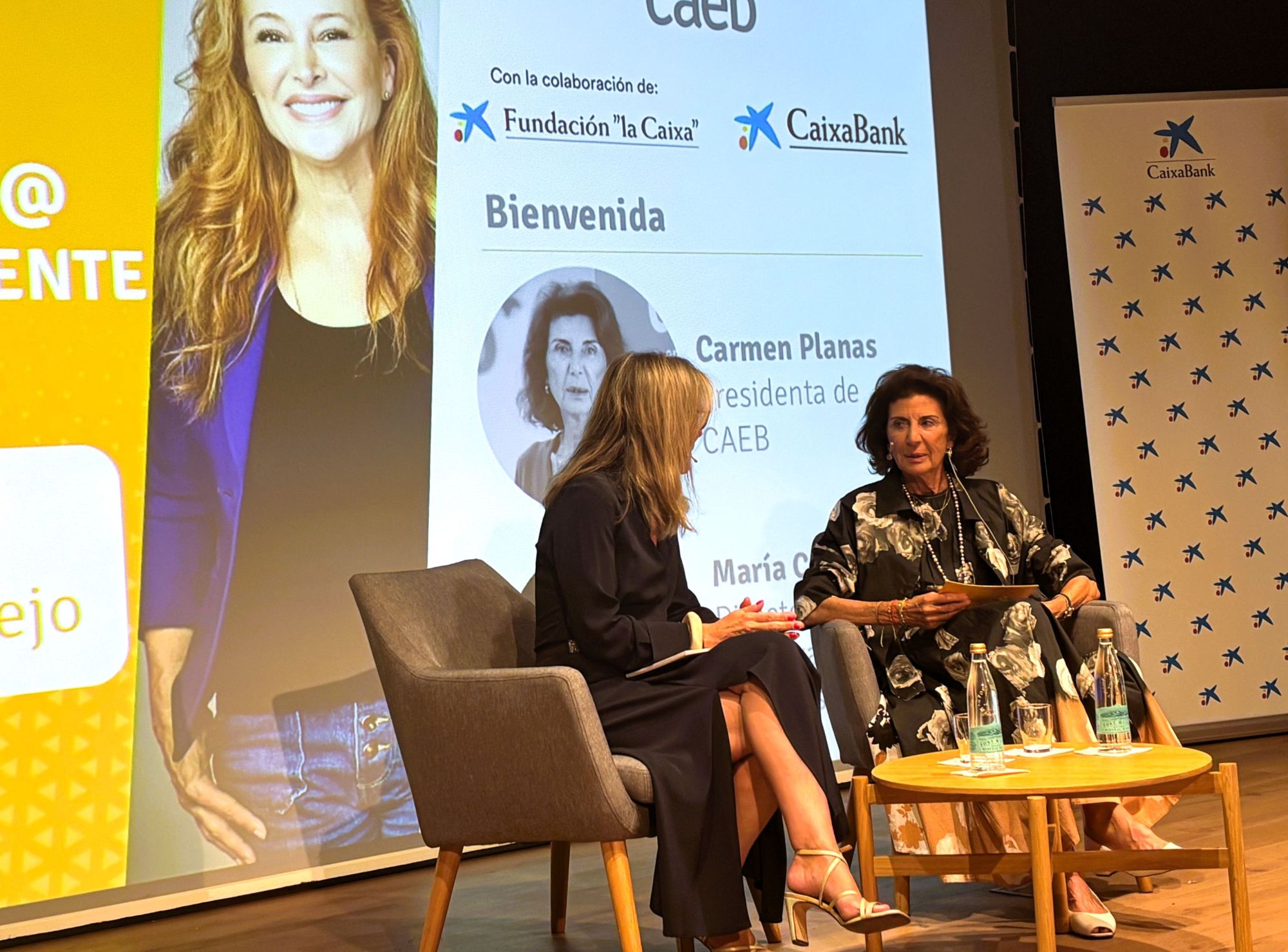 Rivera y Planas, en la conversación previa a la conferencia de Teresa Viejo.
